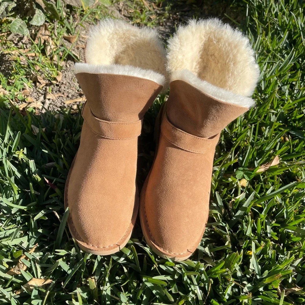 Ugg Aubrielle chestnut winter Boots size 5.5 women winter fall boots